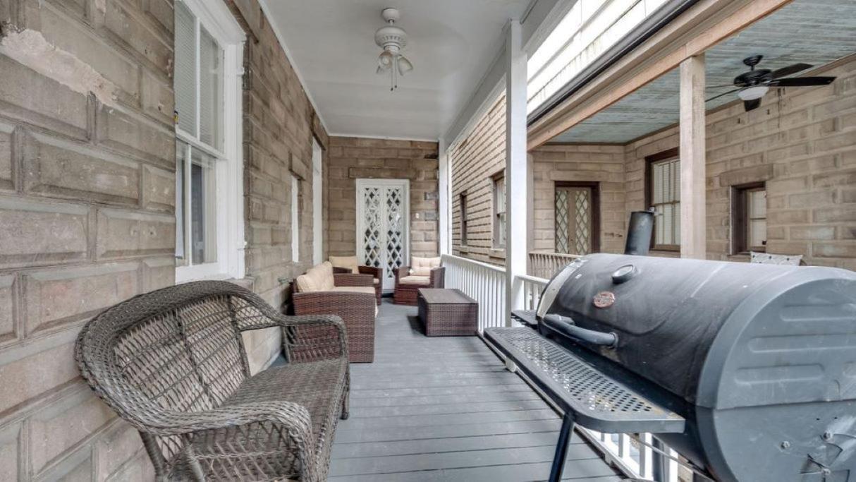 Comfortable Escape In Historic Downtown Σαβάνα Εξωτερικό φωτογραφία